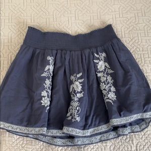 Jcrew cotton skirt with floral embroidery